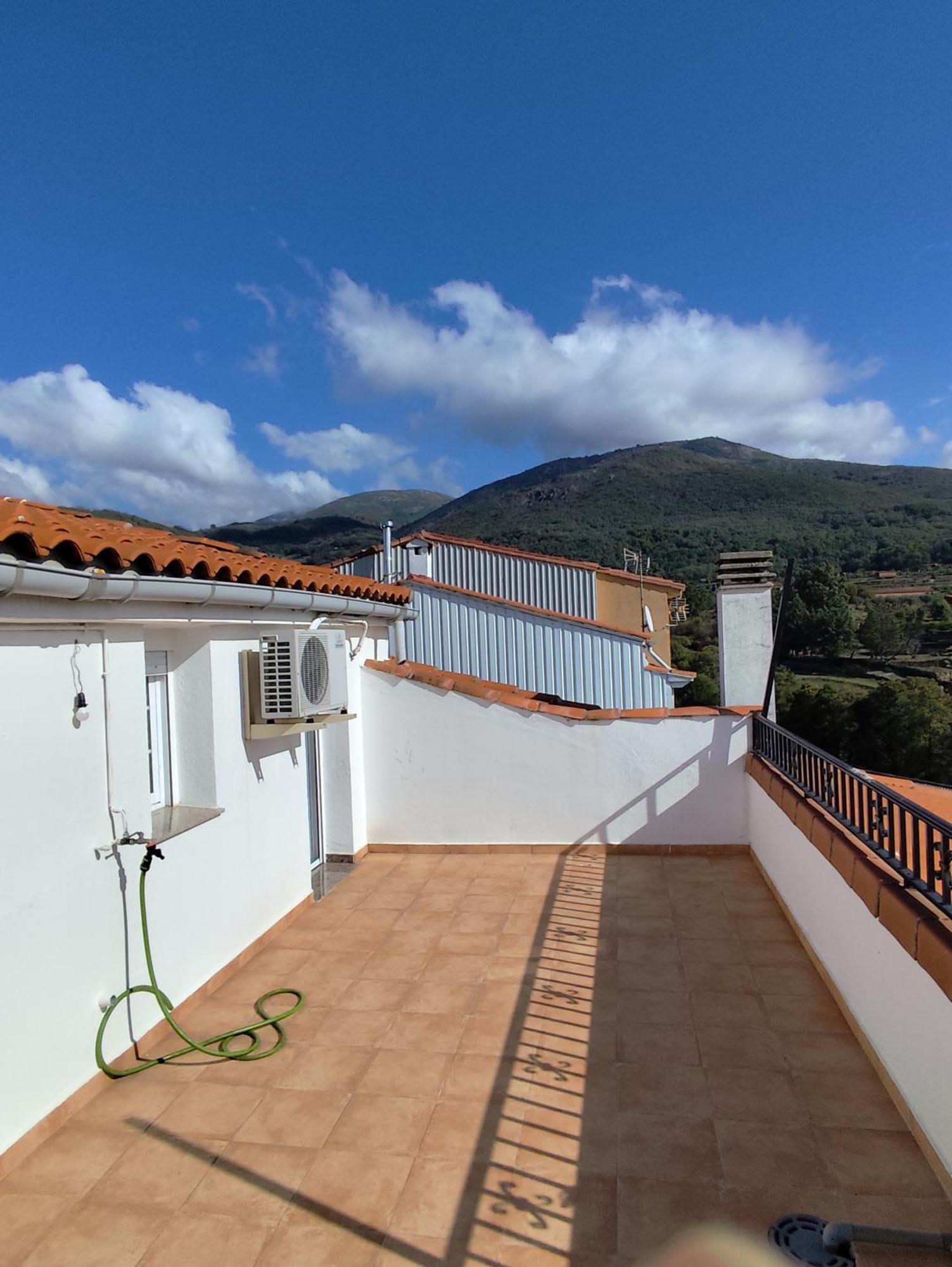 Apartamentos La Relojera 2 Jarandilla de la Vera Exterior photo